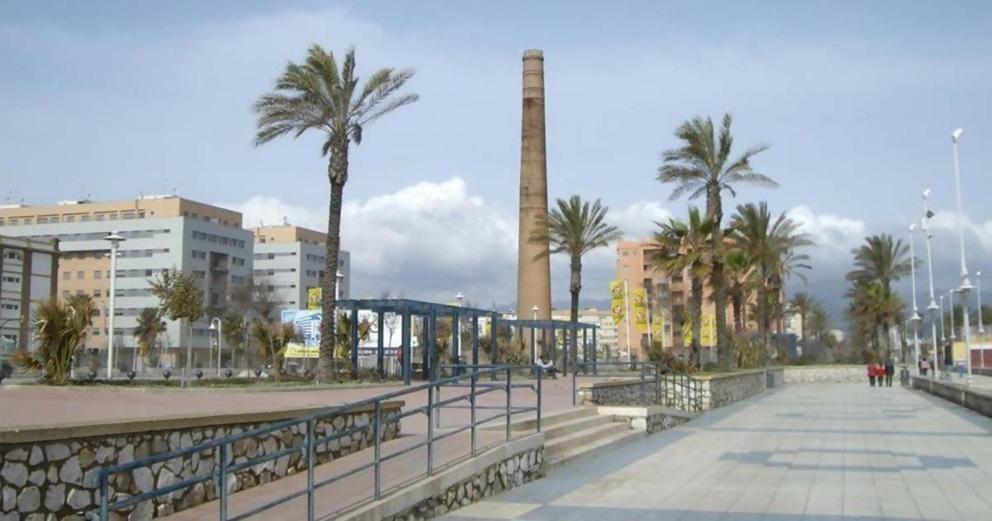La Caramba Amplio Apartamento En La Playa Málaga Eksteriør bilde