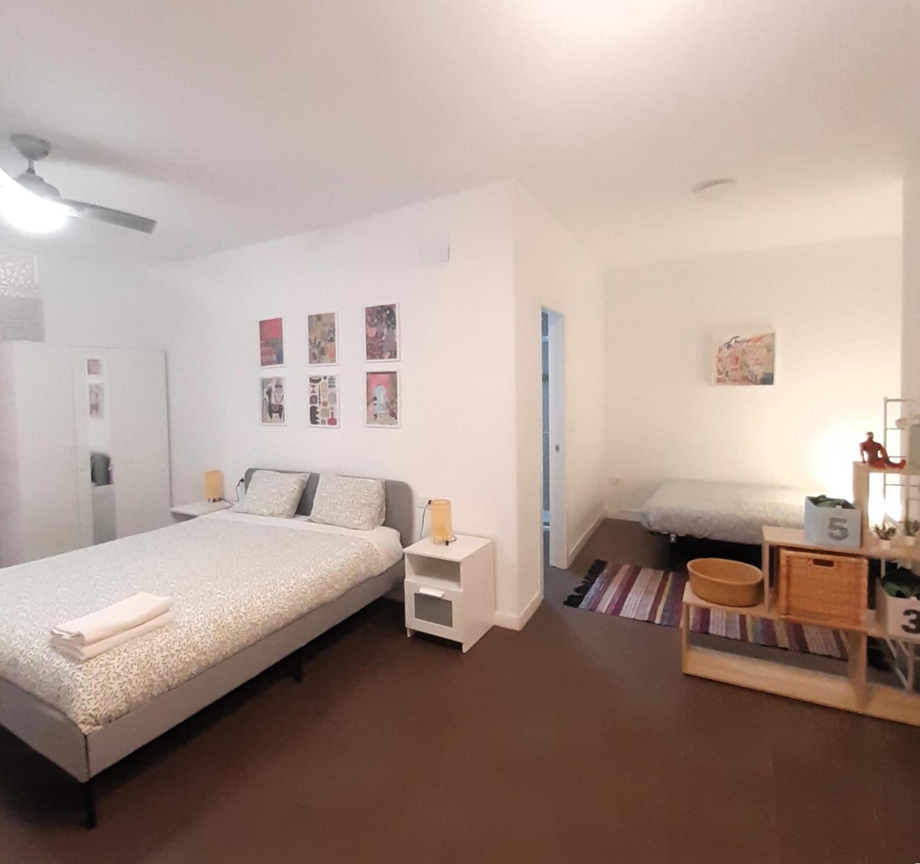 La Caramba Amplio Apartamento En La Playa Málaga Eksteriør bilde