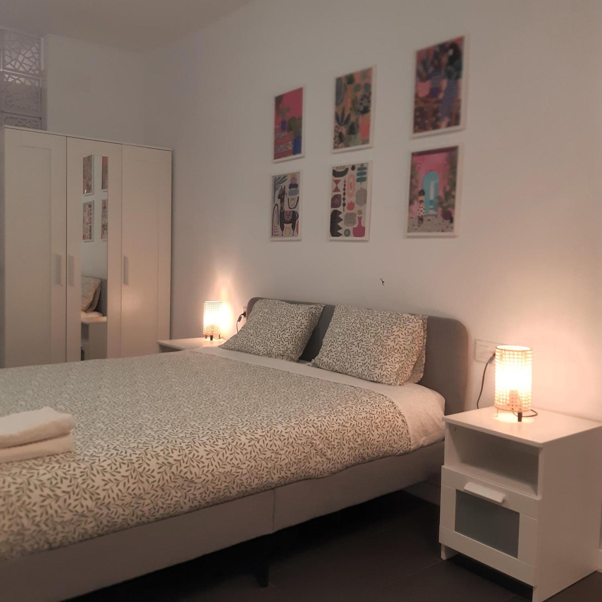 La Caramba Amplio Apartamento En La Playa Málaga Eksteriør bilde