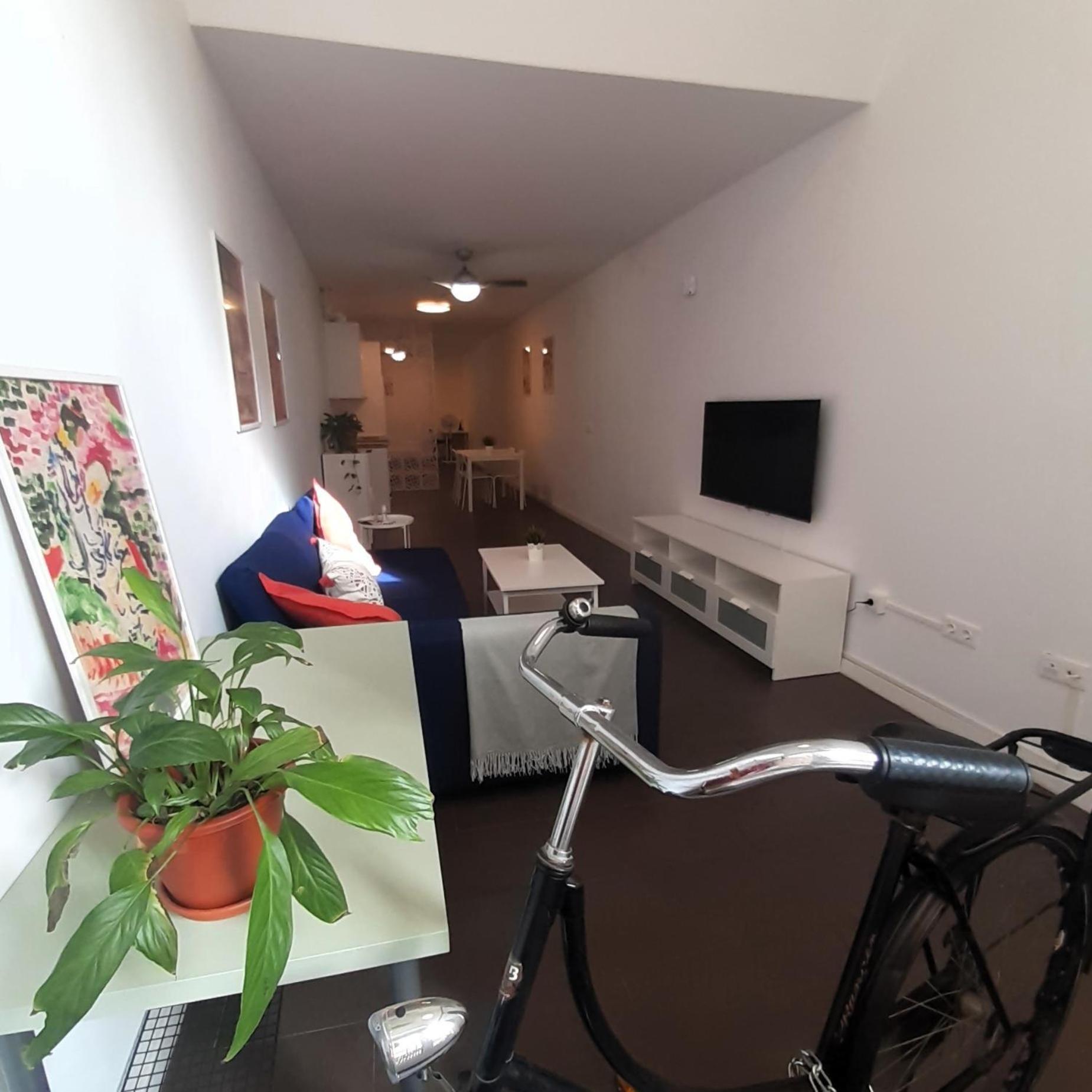 La Caramba Amplio Apartamento En La Playa Málaga Eksteriør bilde